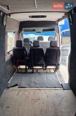 Грузопассажирский фургон Mercedes-Benz Sprinter 2011 в 