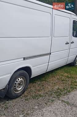 Грузовой фургон Mercedes-Benz Sprinter 1998 в 