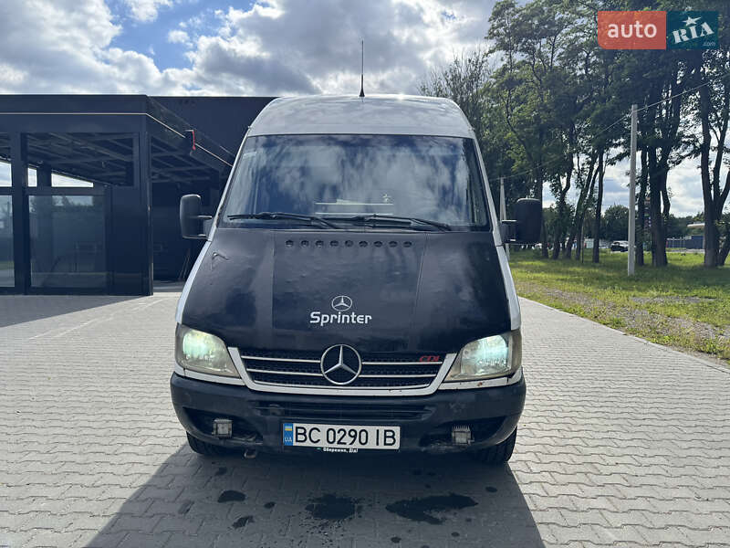Mercedes-Benz Sprinter 2005