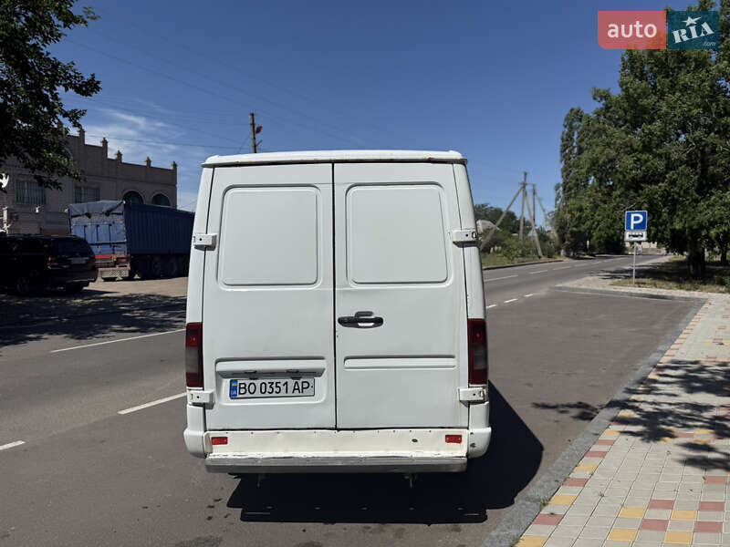 Вантажопасажирський фургон Mercedes-Benz Sprinter 2004 в Вознесенську