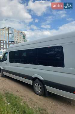 Туристический / Междугородний автобус Mercedes-Benz Sprinter 2012 в Черновцах