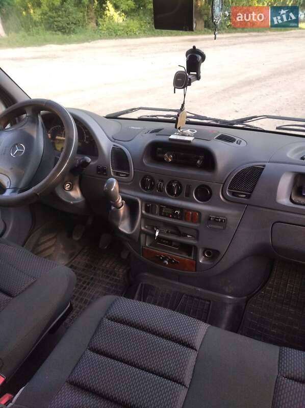 Микроавтобус Mercedes-Benz Sprinter 2003 в Городке