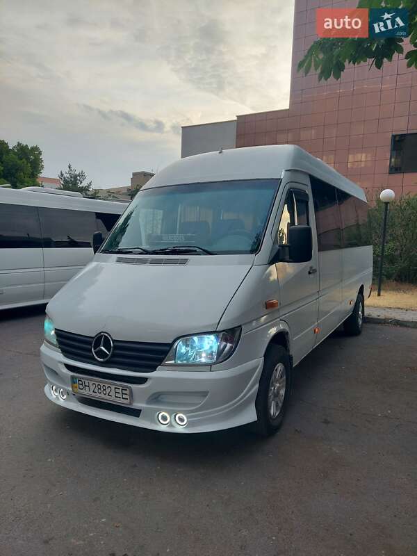 Mercedes-Benz Sprinter 2000