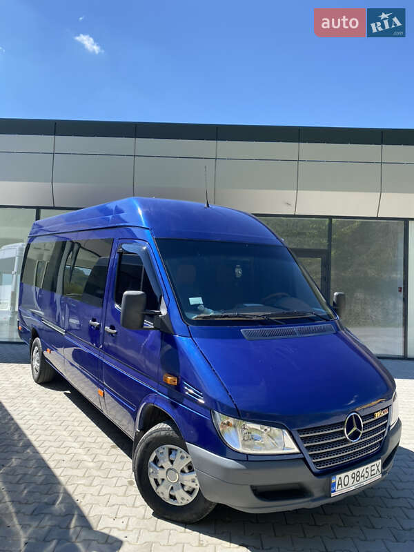Mercedes-Benz Sprinter 2003