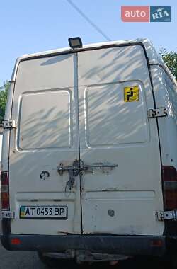 Вантажний фургон Mercedes-Benz Sprinter 1995 в 