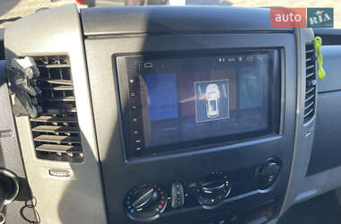 Грузовой фургон Mercedes-Benz Sprinter 2012 в 