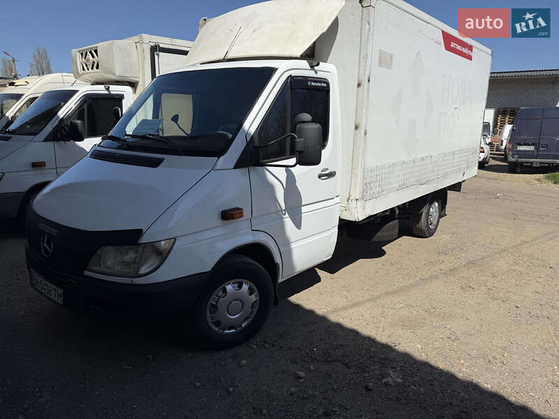 Вантажний фургон Mercedes-Benz Sprinter 2005 в Одесі