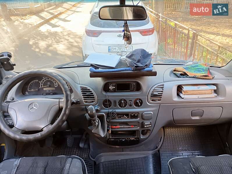 Mercedes-Benz Sprinter 2004