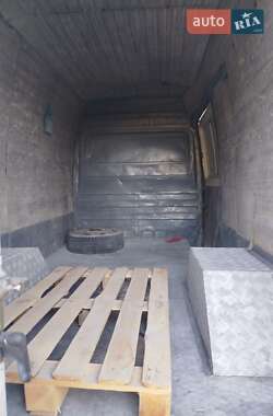Вантажний фургон Mercedes-Benz Sprinter 1998 в 