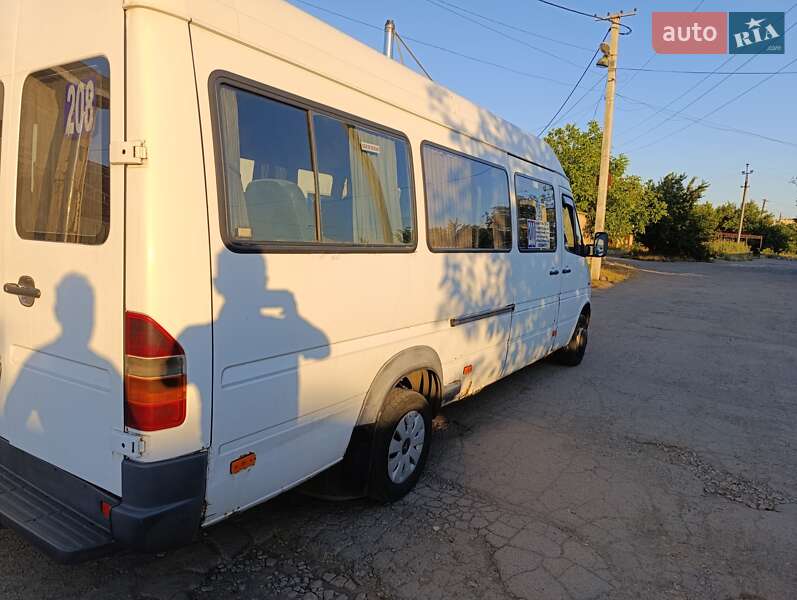 Городской автобус Mercedes-Benz Sprinter 1997 в Кривом Роге