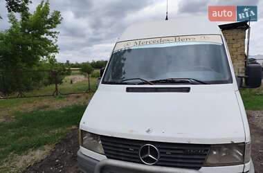 Вантажний фургон Mercedes-Benz Sprinter 2000 в Новомиколаївці