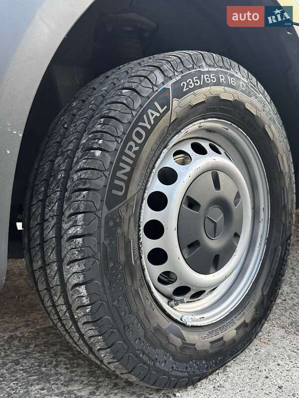 Грузовой фургон Mercedes-Benz Sprinter 2023 в Нововолынске