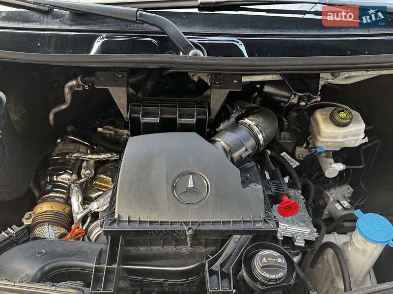 Грузовой фургон Mercedes-Benz Sprinter 2023 в Нововолынске