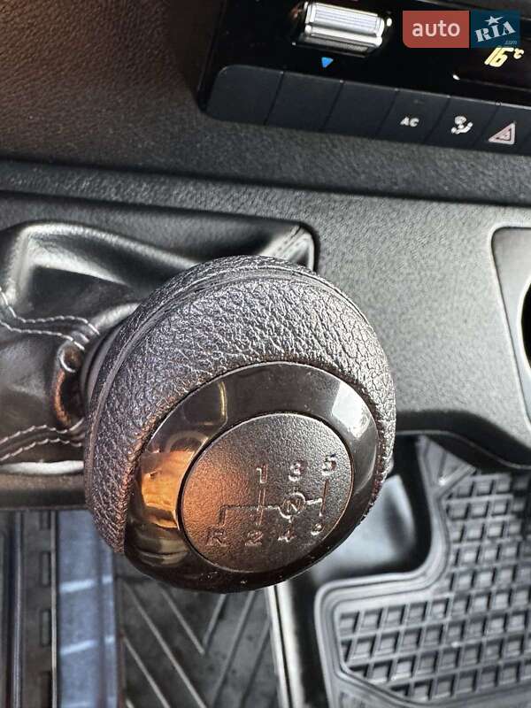 Грузовой фургон Mercedes-Benz Sprinter 2023 в Нововолынске