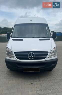Вантажний фургон Mercedes-Benz Sprinter 2012 в Львові