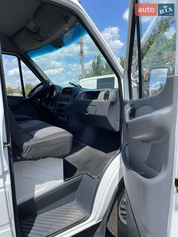 Грузовой фургон Mercedes-Benz Sprinter 2006 в Полтаве
