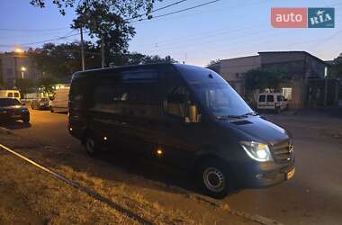Грузовой фургон Mercedes-Benz Sprinter 2015 в 
