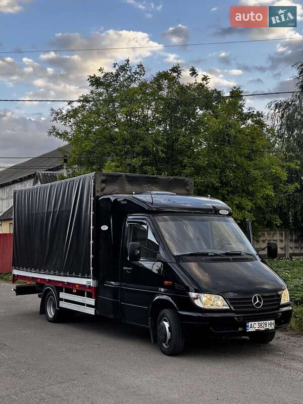Mercedes-Benz Sprinter 2005