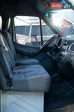 Грузовой фургон Mercedes-Benz Sprinter 2005 в 