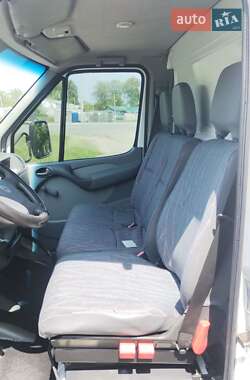 Грузовой фургон Mercedes-Benz Sprinter 2005 в 