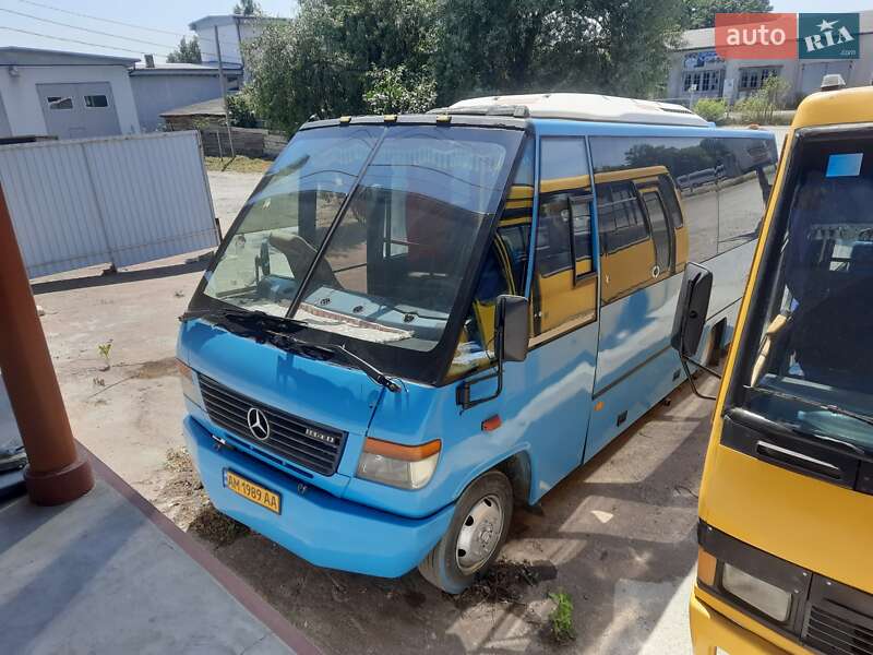 Пригородный автобус Mercedes-Benz Sprinter 1999 в Звягеле