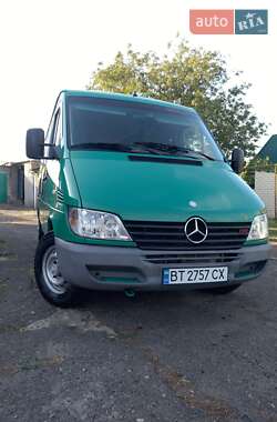 Микроавтобус Mercedes-Benz Sprinter 2000 в 