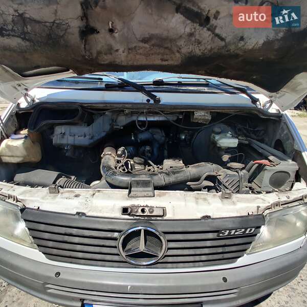 Микроавтобус Mercedes-Benz Sprinter 1999 в Николаеве