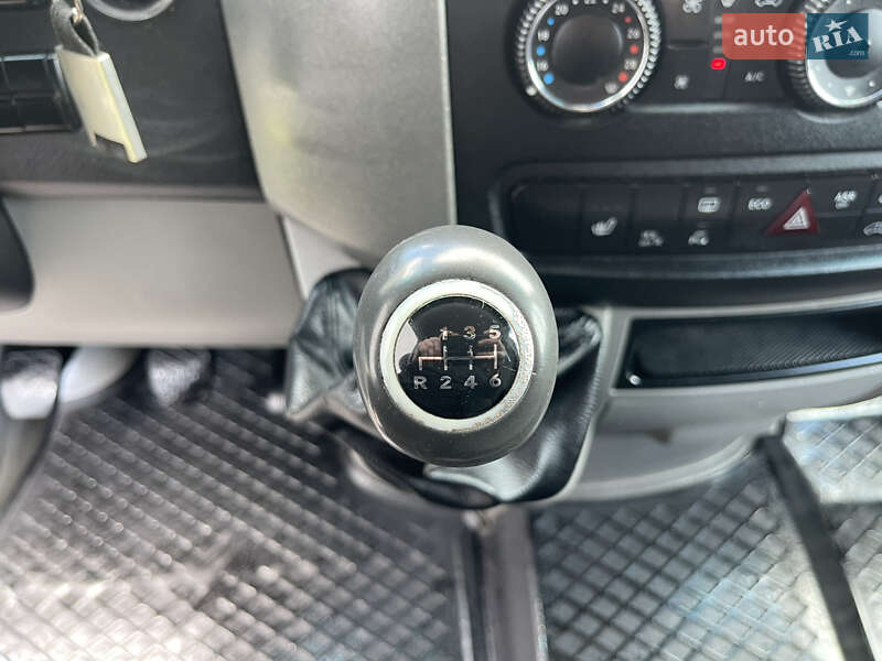 Мікроавтобус Mercedes-Benz Sprinter 2015 в Рівному