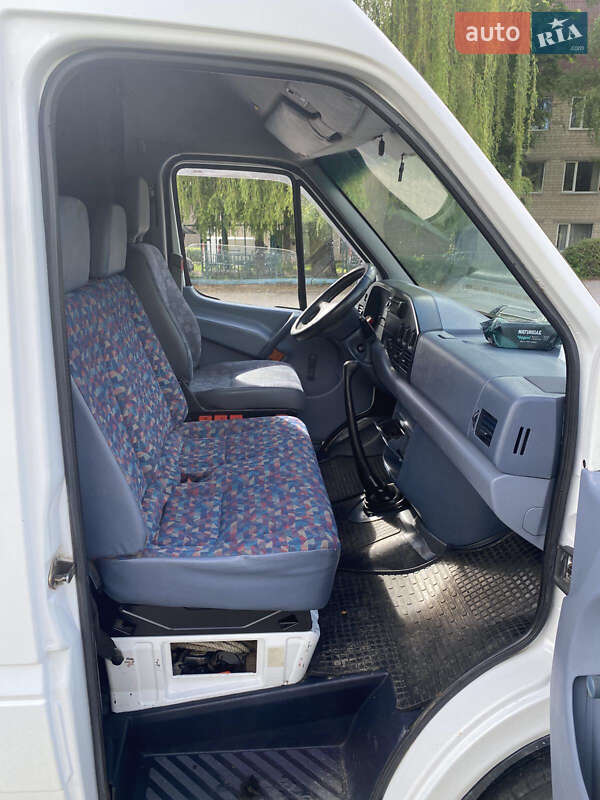 Грузовой фургон Mercedes-Benz Sprinter 1996 в Виннице