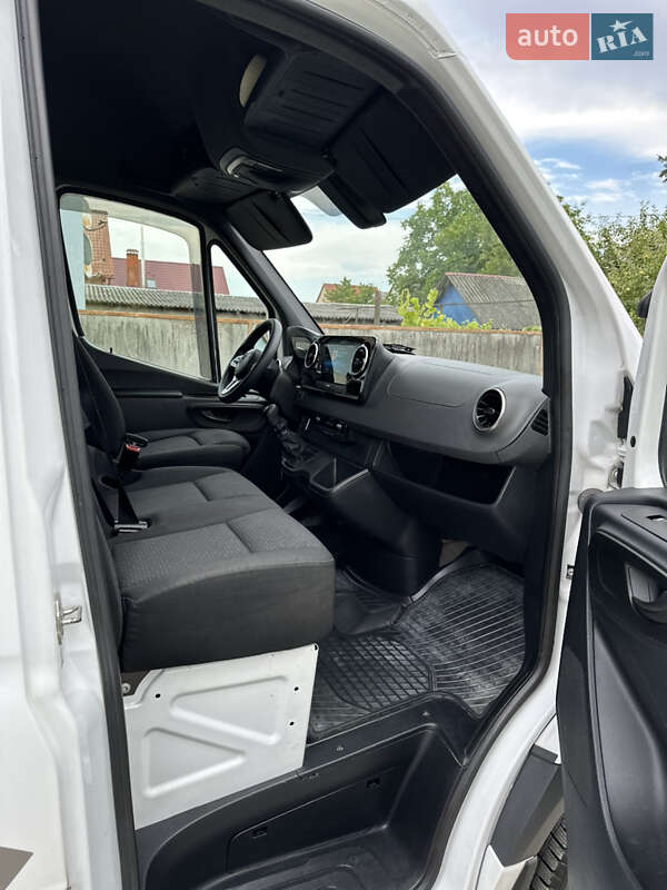 Грузовой фургон Mercedes-Benz Sprinter 2022 в Виноградове