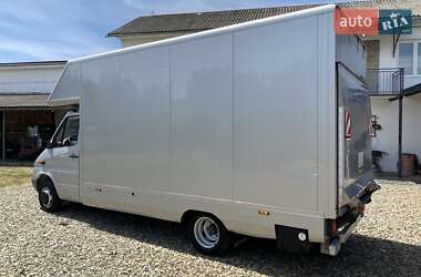 Грузовой фургон Mercedes-Benz Sprinter 2005 в 