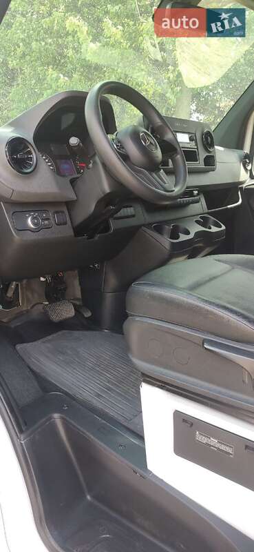 Грузовой фургон Mercedes-Benz Sprinter 2022 в Запорожье