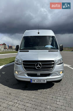 Микроавтобус Mercedes-Benz Sprinter 2018 в 