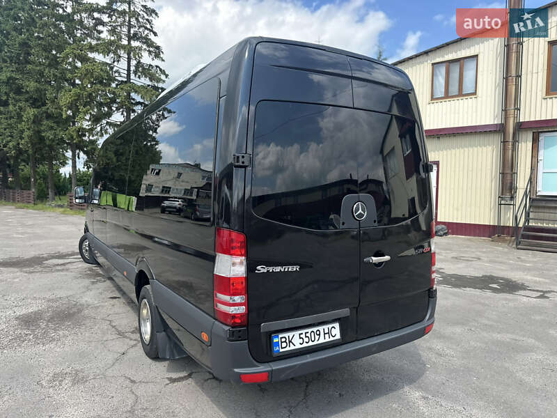 Туристический / Междугородний автобус Mercedes-Benz Sprinter 2010 в Березному