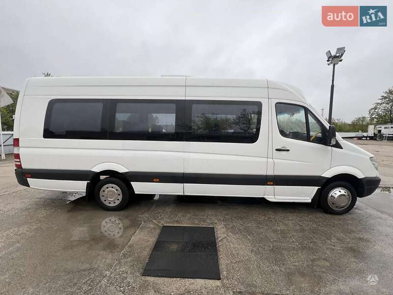 Пригородный автобус Mercedes-Benz Sprinter 2013 в 