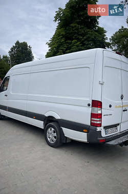 Грузовой фургон Mercedes-Benz Sprinter 2016 в 