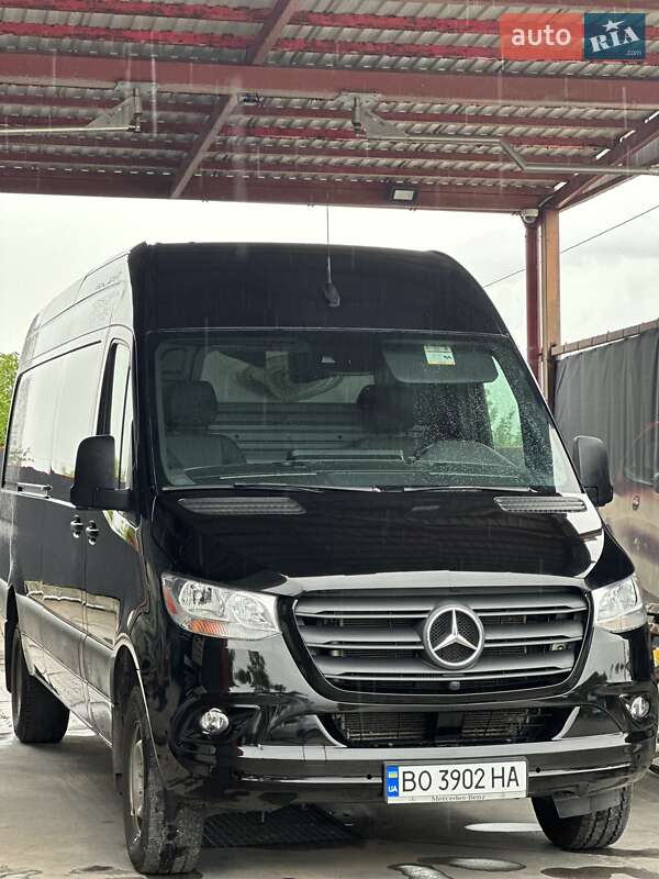 Вантажний фургон Mercedes-Benz Sprinter 2022 в Бучачі