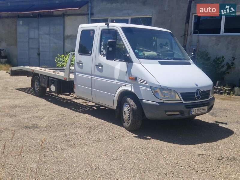 Mercedes-Benz Sprinter 2006
