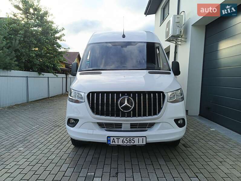 Вантажопасажирський фургон Mercedes-Benz Sprinter 2020 в Коломиї