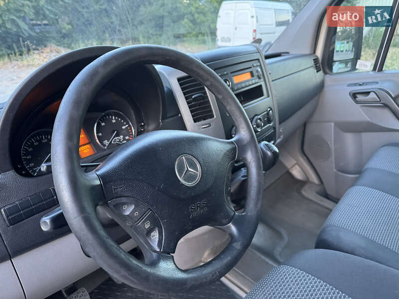Грузовой фургон Mercedes-Benz Sprinter 2013 в Днепре