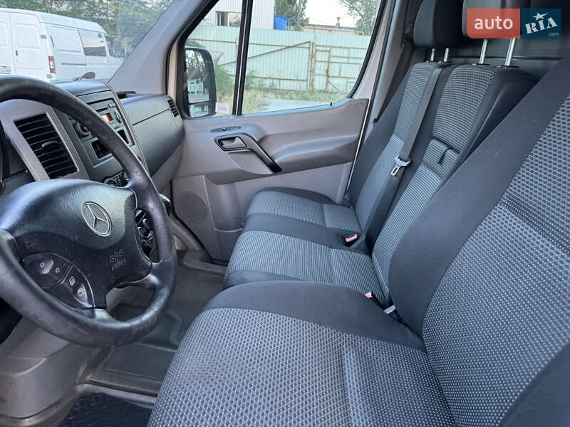 Грузовой фургон Mercedes-Benz Sprinter 2013 в Днепре