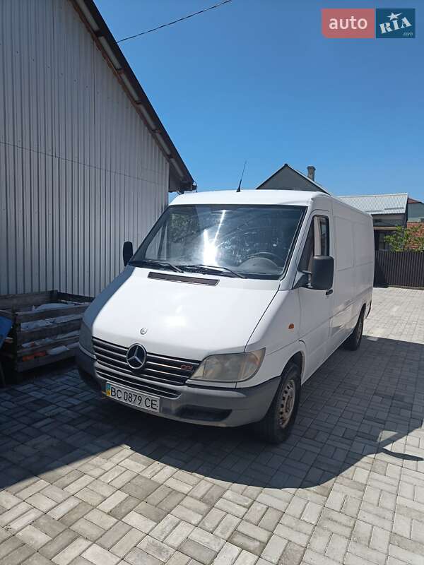 Mercedes-Benz Sprinter 2000