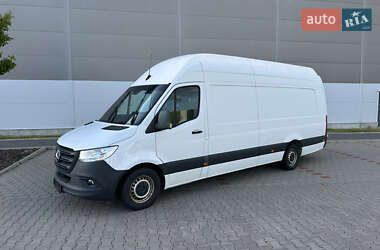 Грузовой фургон Mercedes-Benz Sprinter 2019 в 