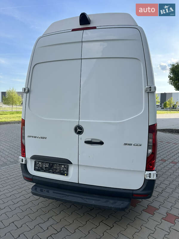 Вантажний фургон Mercedes-Benz Sprinter 2019 в Тячеві