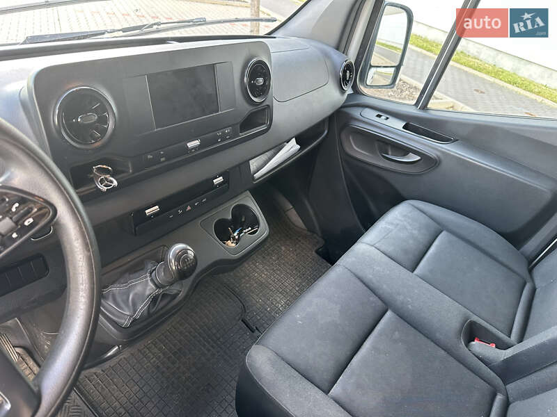 Вантажний фургон Mercedes-Benz Sprinter 2019 в Тячеві