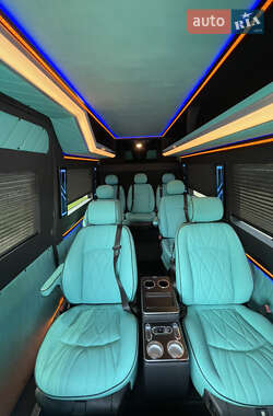 Інші автобуси Mercedes-Benz Sprinter 2021 в 