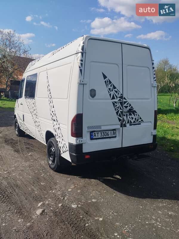 Микроавтобус Mercedes-Benz Sprinter 2003 в Стопчатове