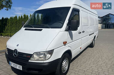 Грузовой фургон Mercedes-Benz Sprinter 2001 в Львове