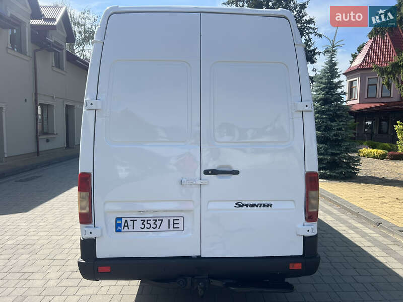 Вантажний фургон Mercedes-Benz Sprinter 2001 в Львові