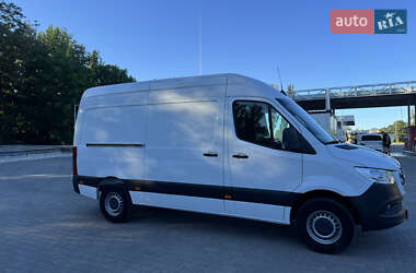 Грузовой фургон Mercedes-Benz Sprinter 2019 в 